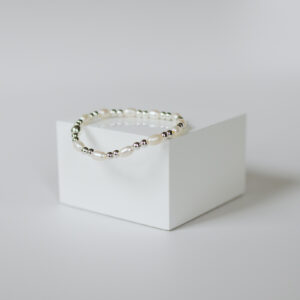 11 Freshwater Pearls with 4mm Silver